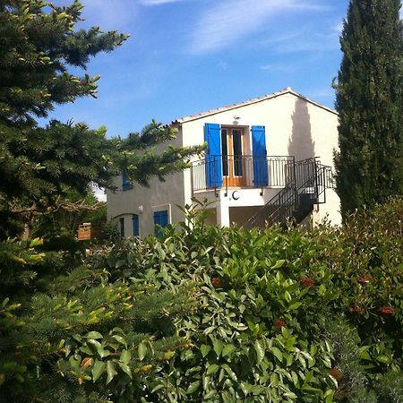 Gite Les Volets Bleus Venelles Exterior photo